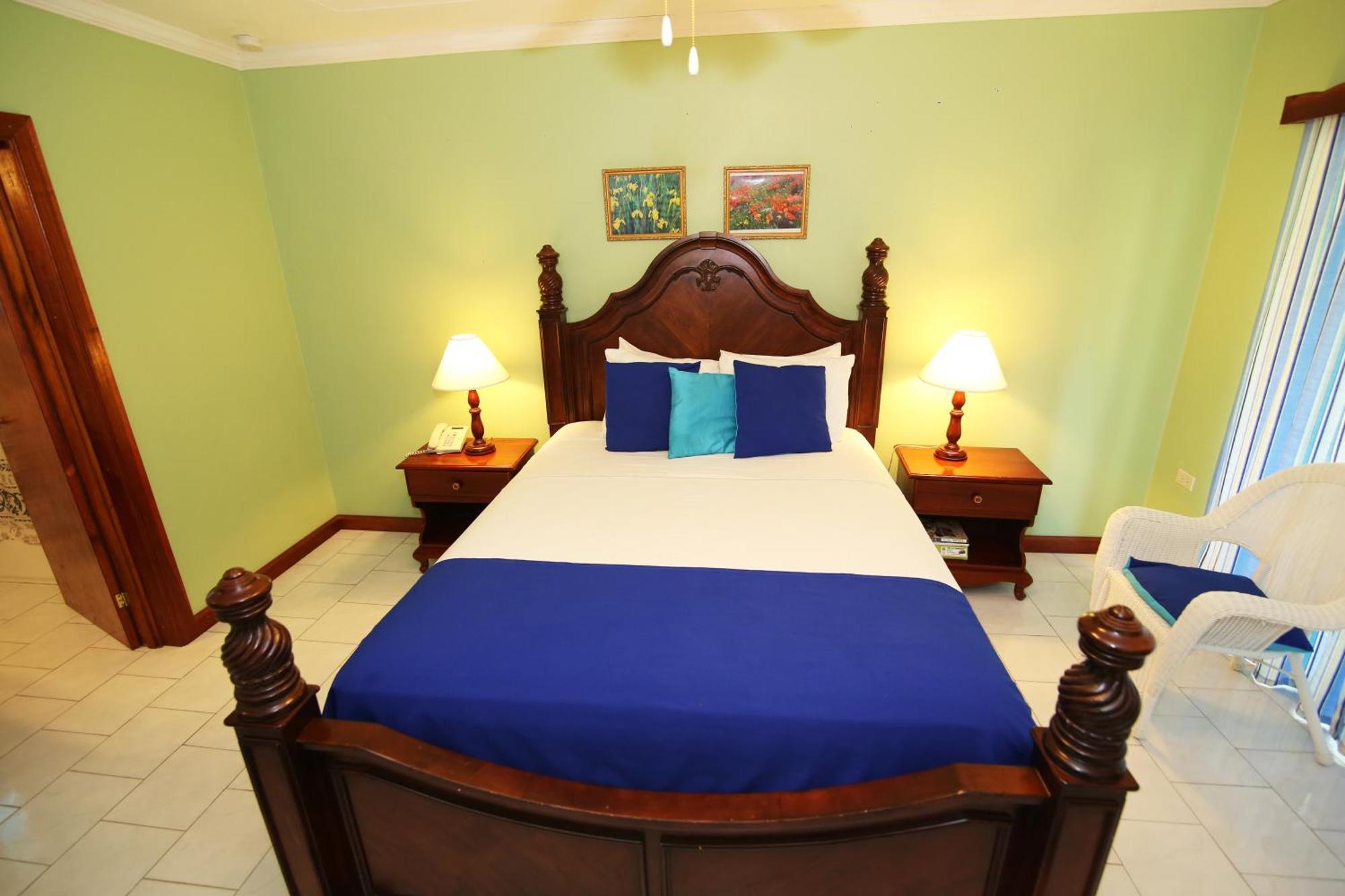 Rayon Hotel Negril Habitación foto