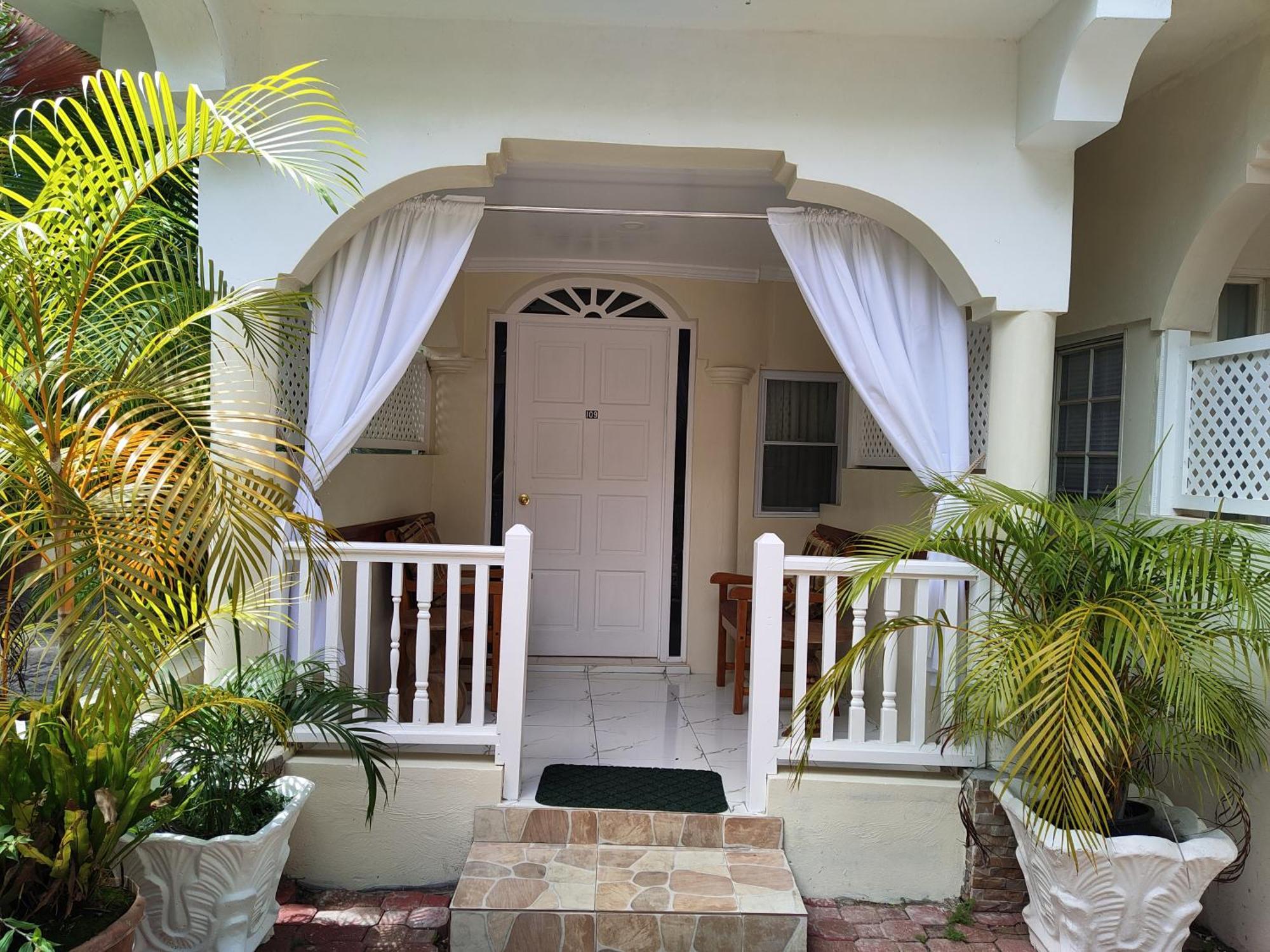 Rayon Hotel Negril Exterior foto