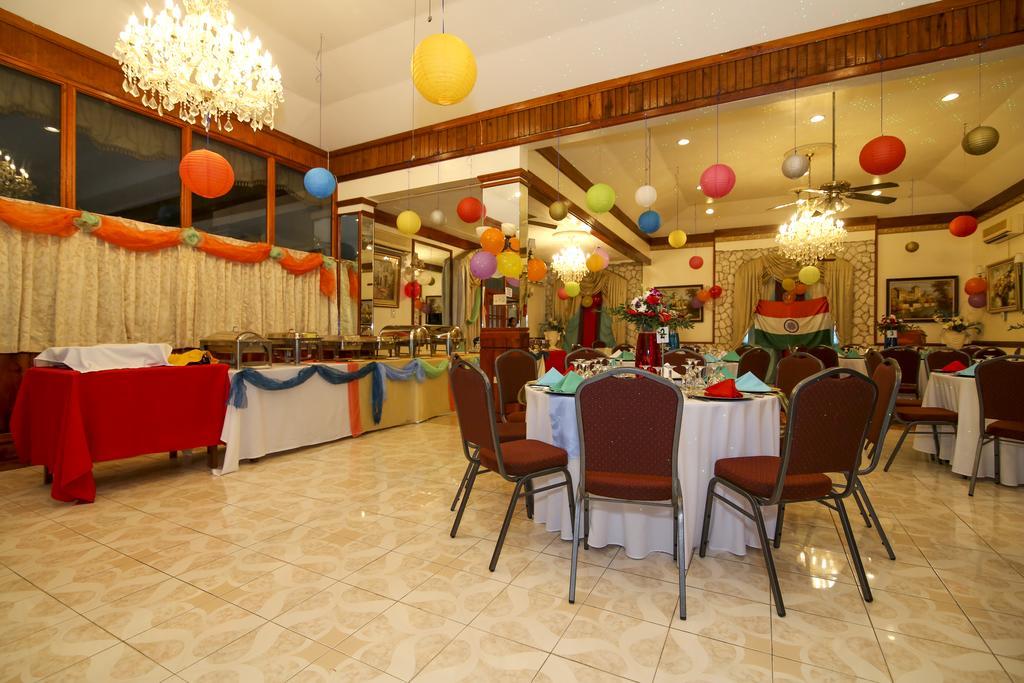 Rayon Hotel Negril Exterior foto